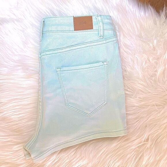 BDG x URBAN OUTFITTERS High Rise ‘Erin’ 5-Pocket Shorts in Mint Blue - Picture 5 of 7